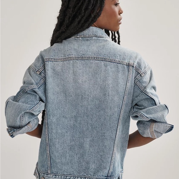 Aritzia Jackets & Blazers - Aritzia Denim Forum Denim Jacket